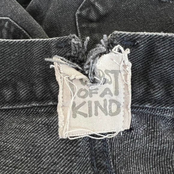 Furst of a Kind Distressed Lee Vintage Cutoff Shorts with Black Mesh Size 25 - Picture 11 of 11